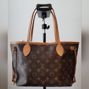 (SOLD) Louis Vuitton Neverfull PM tote